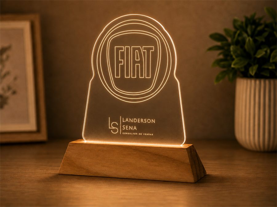 Luminária personalizada — projeto entregue